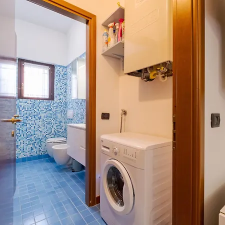 Апартаменты Trilocale Spazioso E Accogliente L 7 Ospiti I 2 Bagni I Box Incluso I A Niguarda *